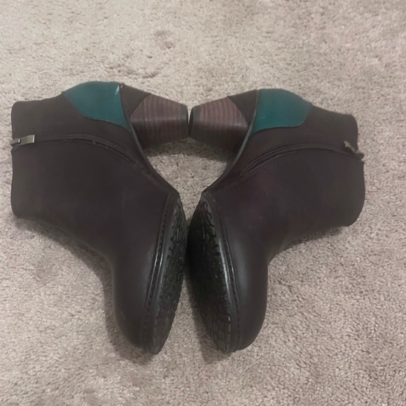 Colorful Embroidered Ankle Booties - Picture 5 of 8